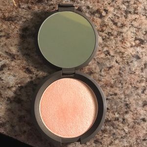 BECCA Shimmering Skin Perfector - Champagne Pop